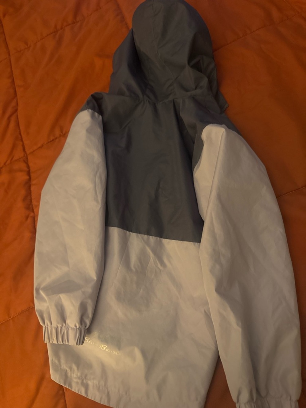Eddie Bauer Two-Tone purple Hooded Kids Rain Jacket size 5-6 - Picture 4 of 4